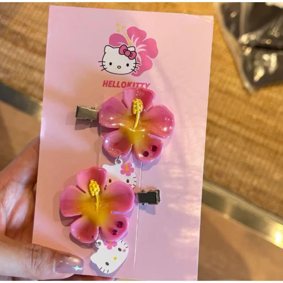 Kawaii Sanrio Hello Kitty Flow - đánh giá và giá Supply Florist