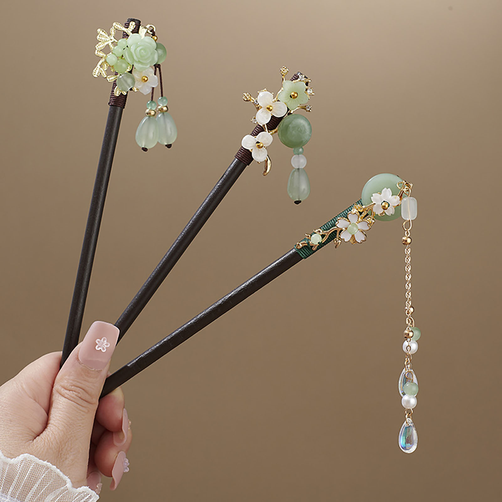 Chinese Style Flower Tassel Ha - đánh giá và giá Supply Florist